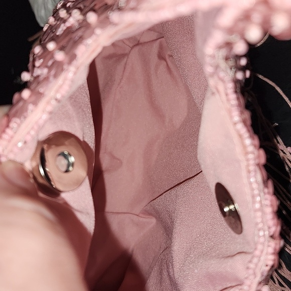 Handcrafted In India Pink Beaded Purse With Fringe And Flower Shapes Sequence - Picture 6 of 8